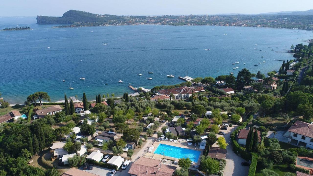 Vacanze Glamping Boutique San Felice del Benaco Dış mekan fotoğraf