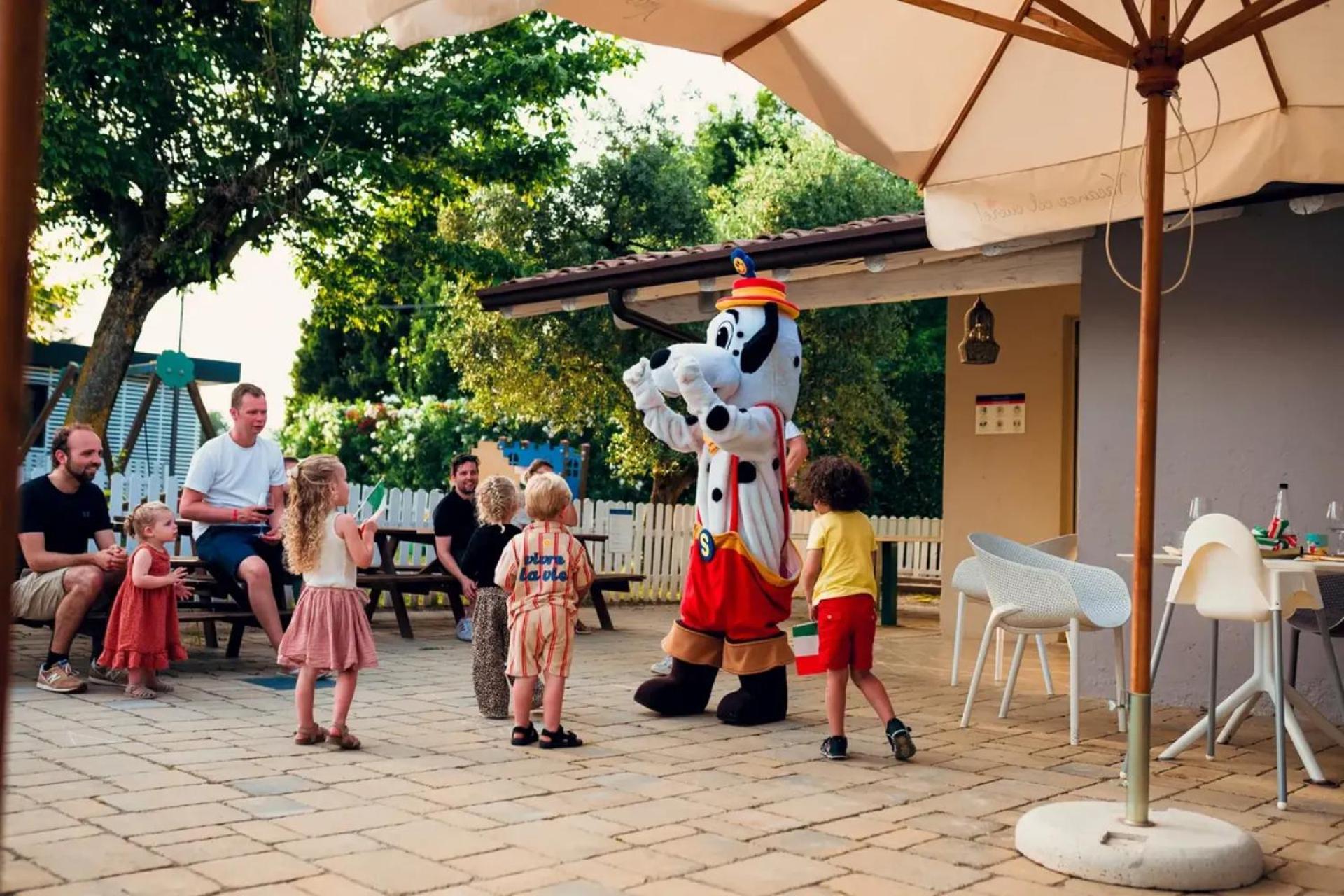 Vacanze Glamping Boutique San Felice del Benaco Dış mekan fotoğraf