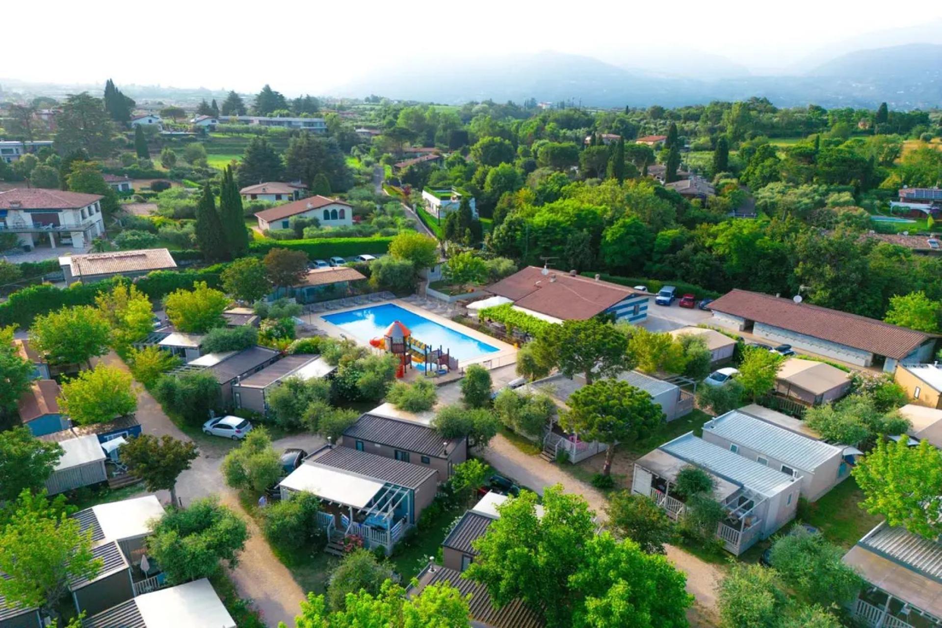 Vacanze Glamping Boutique San Felice del Benaco Dış mekan fotoğraf