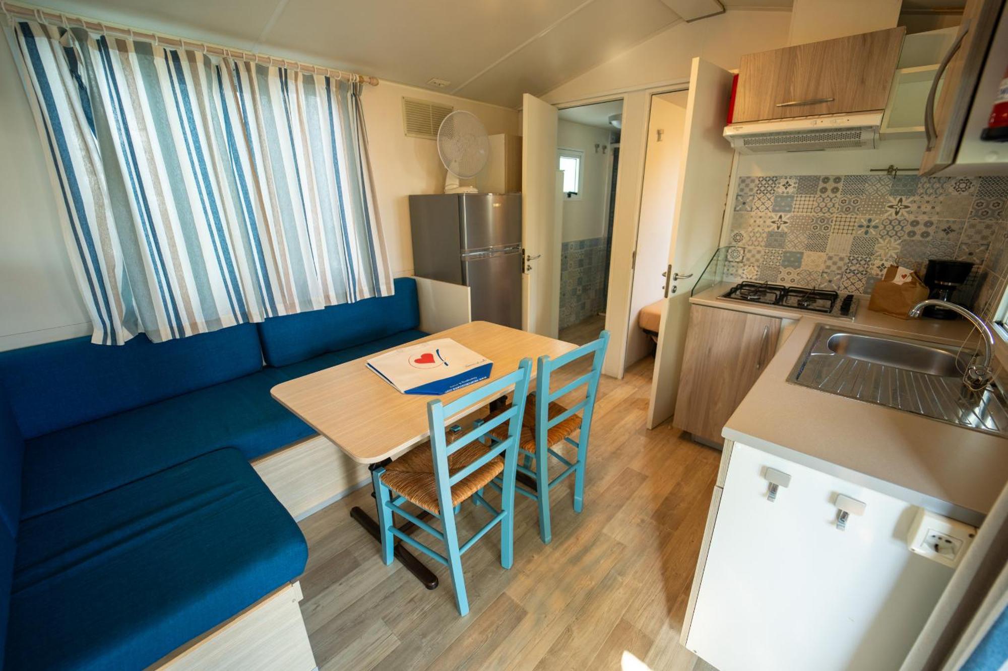 Vacanze Glamping Boutique San Felice del Benaco Oda fotoğraf