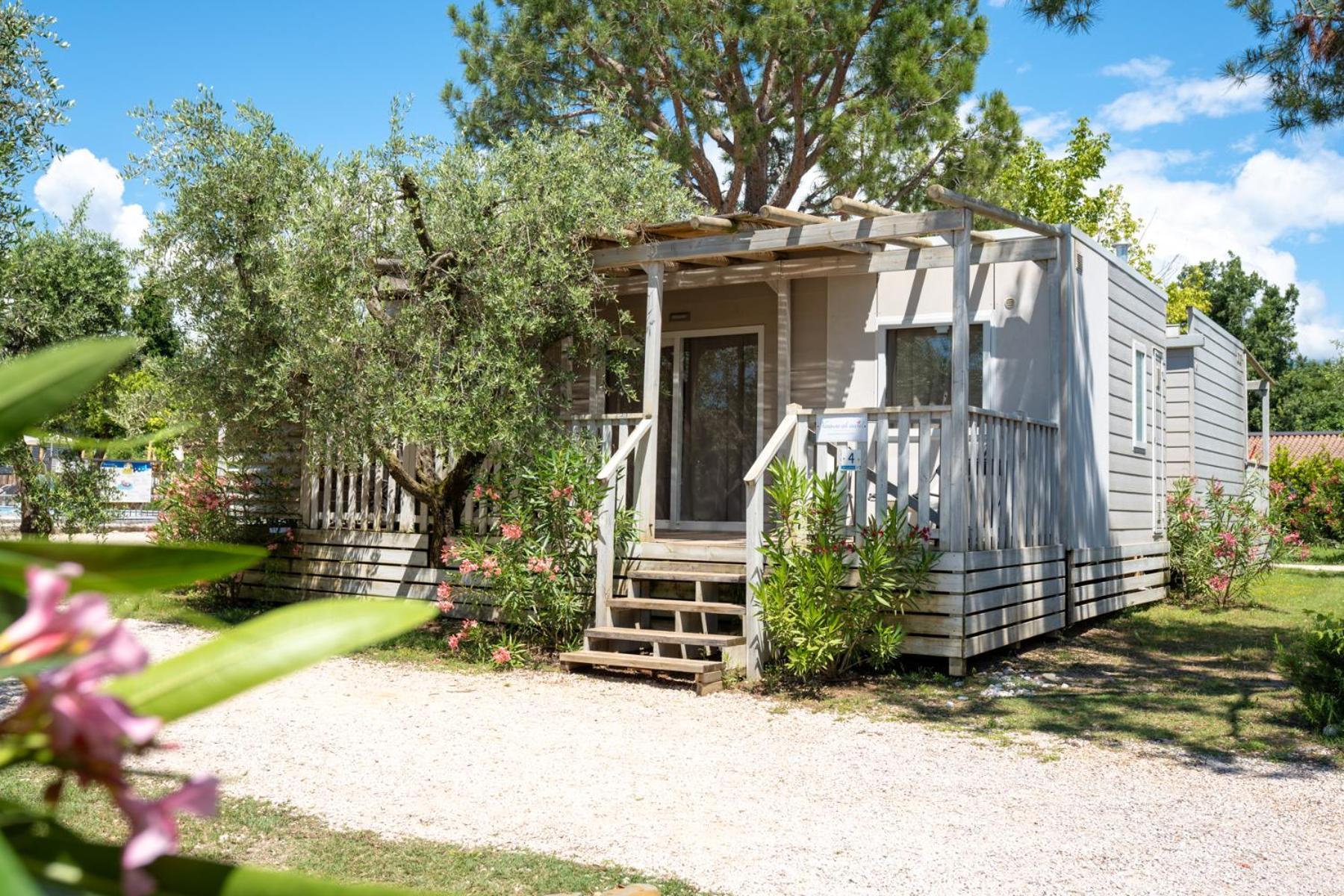 Vacanze Glamping Boutique San Felice del Benaco Oda fotoğraf
