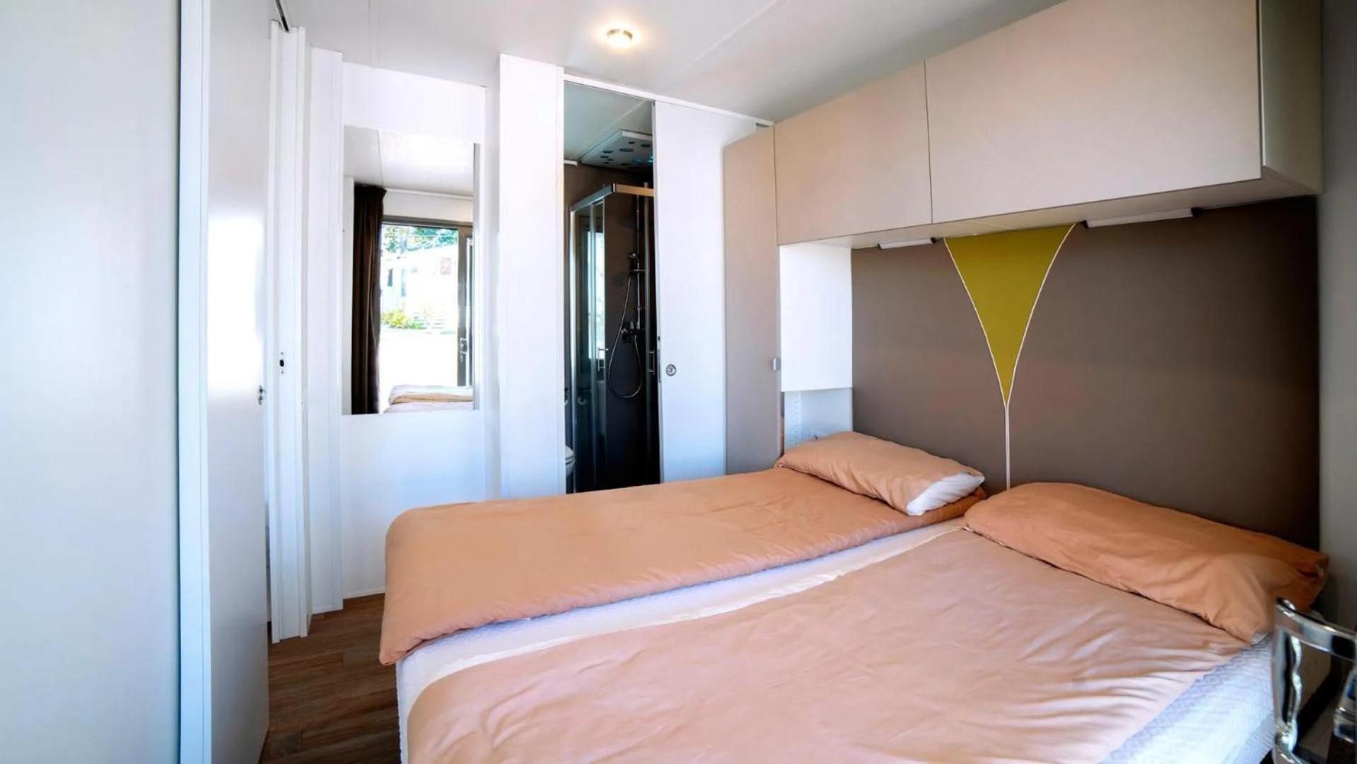 Vacanze Glamping Boutique San Felice del Benaco Oda fotoğraf