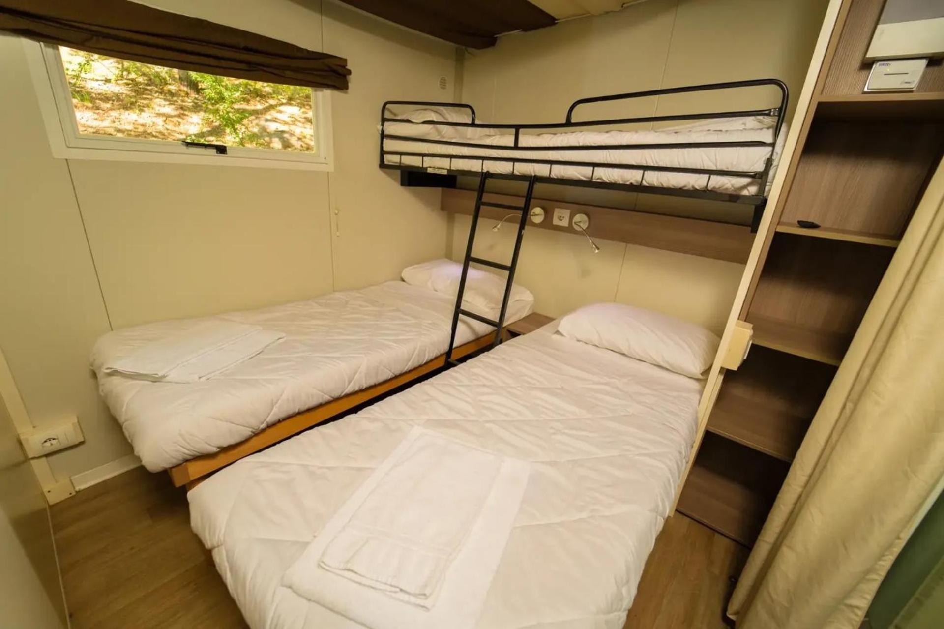 Vacanze Glamping Boutique San Felice del Benaco Oda fotoğraf