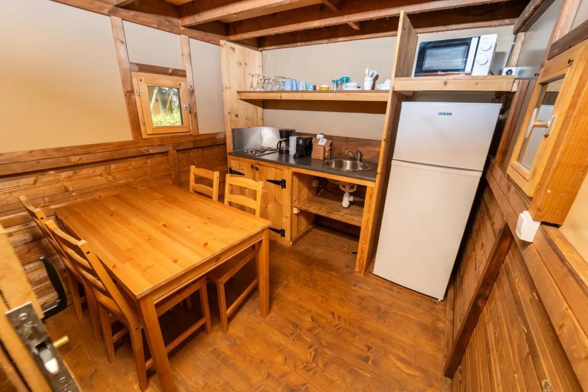 Vacanze Glamping Boutique San Felice del Benaco Oda fotoğraf