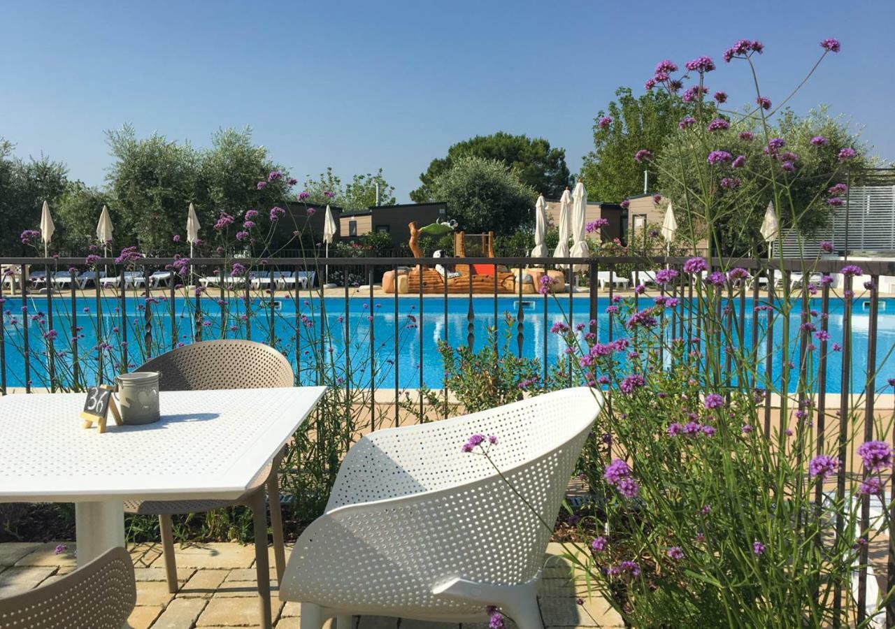 Vacanze Glamping Boutique San Felice del Benaco Dış mekan fotoğraf