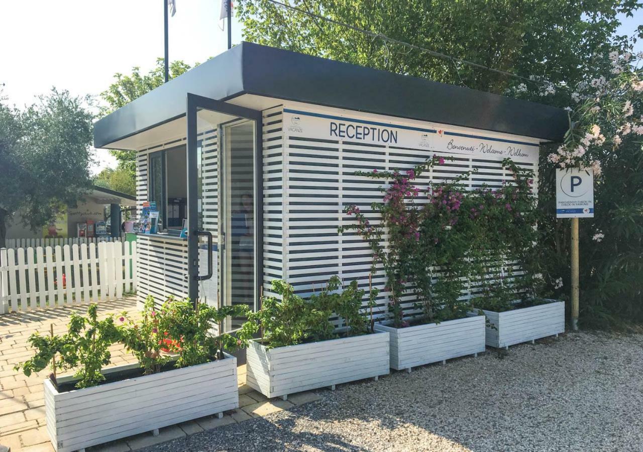 Vacanze Glamping Boutique San Felice del Benaco Dış mekan fotoğraf