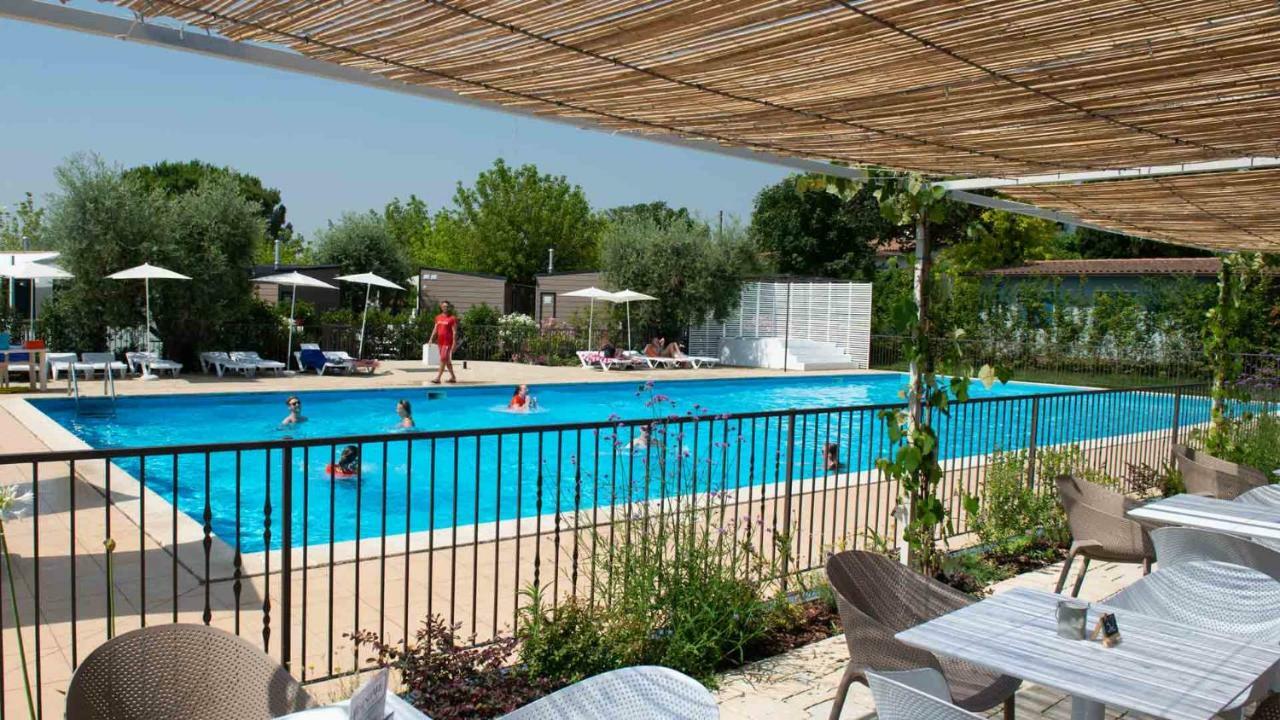 Vacanze Glamping Boutique San Felice del Benaco Dış mekan fotoğraf